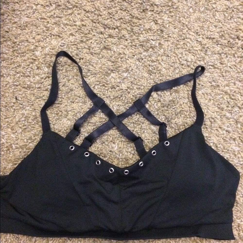 Sports bra